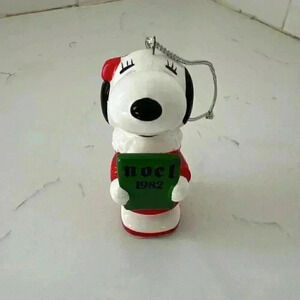 Determined Snoopy Bell Christmas Japanese Ceramic Ornament